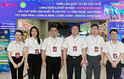 海阔天高 ，，，“颐越”千里